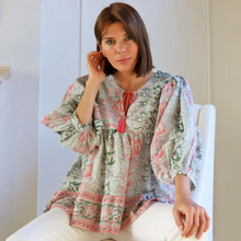 Lilly Blouse